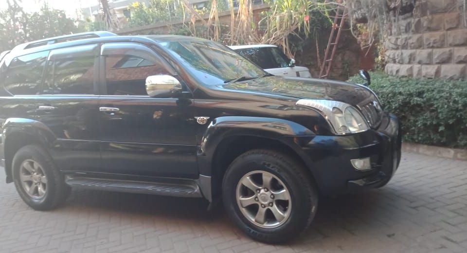 4×4 Toyota Prado J120 Car hire Kenya