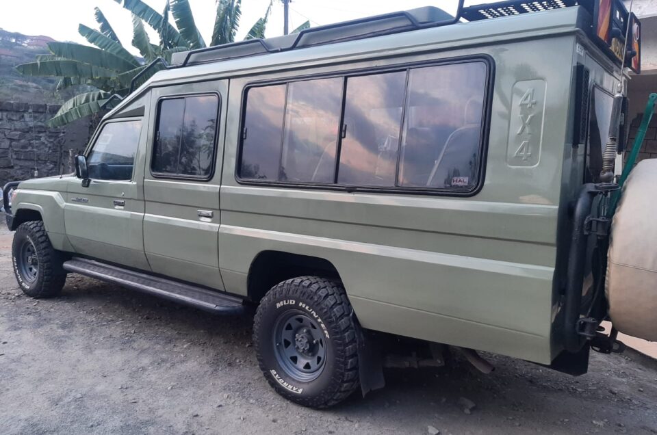 Toyota Landcruiser Tour Van | Safari Car Rental in Kenya.