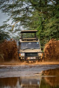 safari land cruiser for hire kenya
