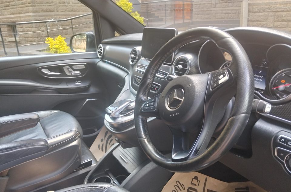 Book Mercedes-Benz Viano - Nairobi Kenya